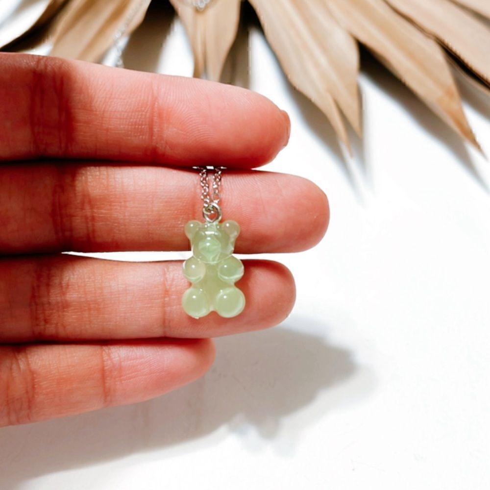 Gummy bear necklace F22